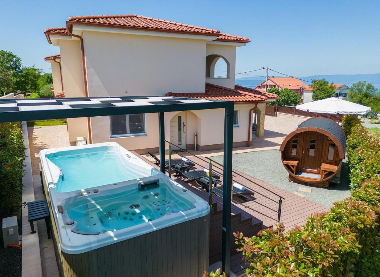 Holiday House Sea & Sun Residence Rasopasno Екстериор снимка